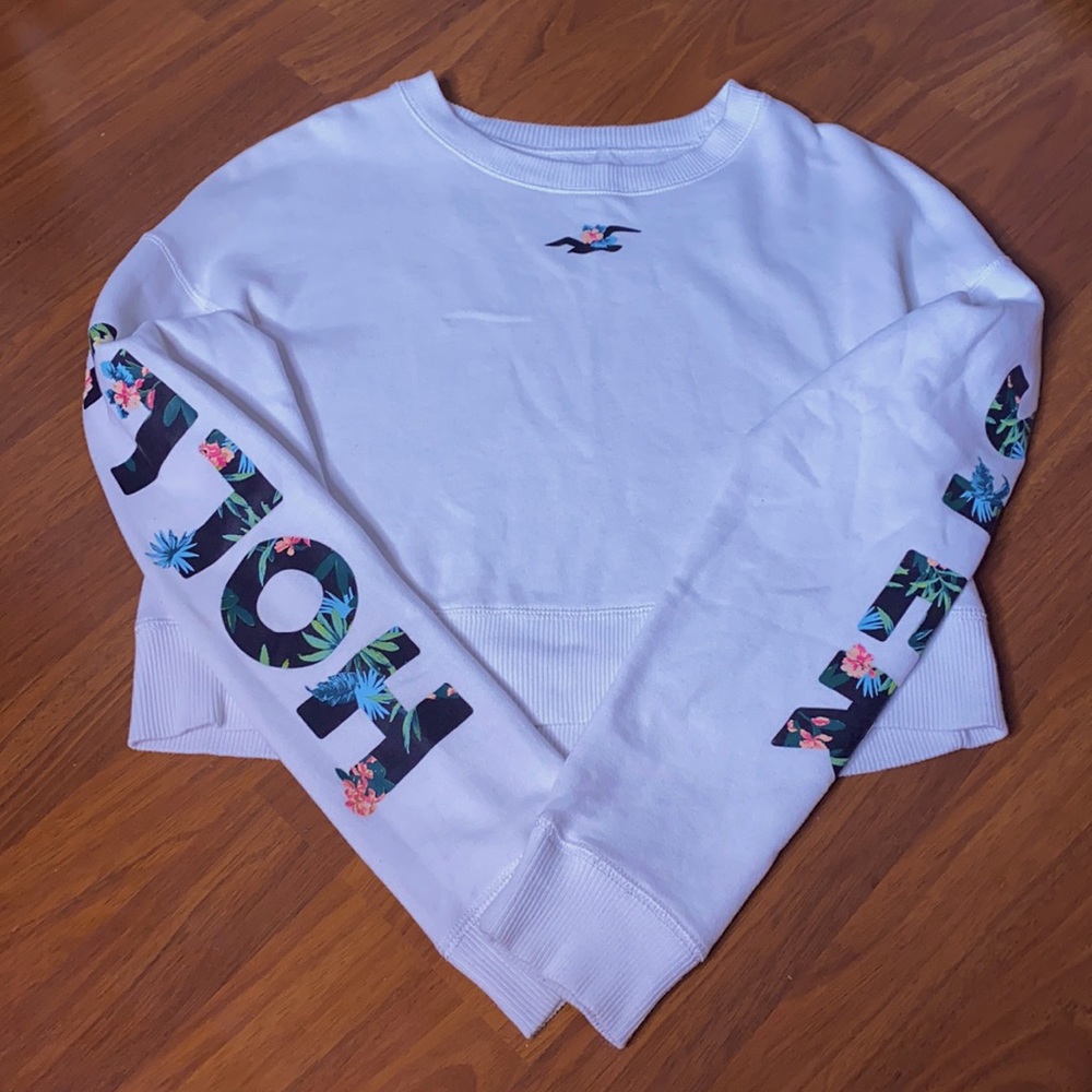 Hollister Cropped Sweatshirt